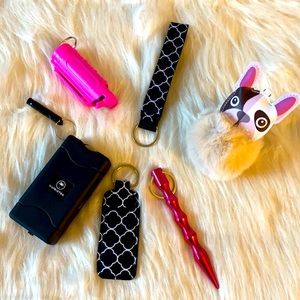 🐾 Women’s Self Defense Keychain set